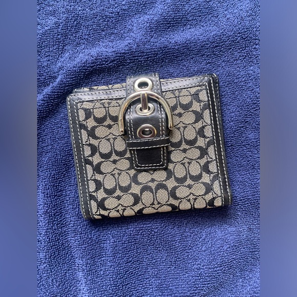 Coach Purse, wallet and dust bag - Picture 13 of 16